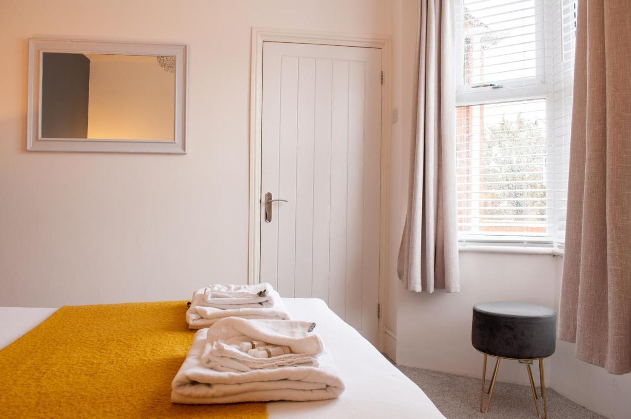 Bedford Rd Apartment Ideal For Hospital & Town Centre Kempston Esterno foto